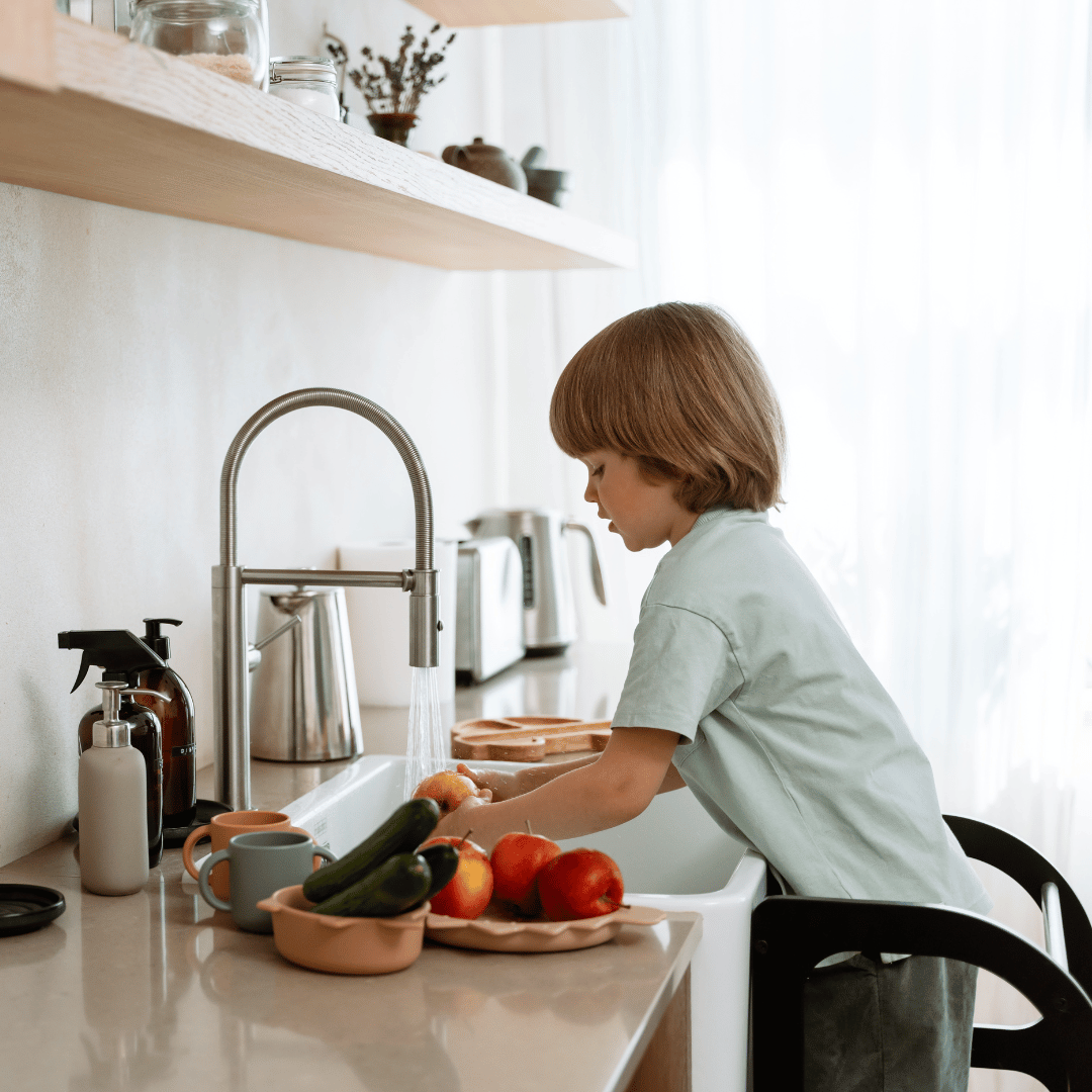 STEP UP Adjustable Height Helper Tower With Support Legs - Black