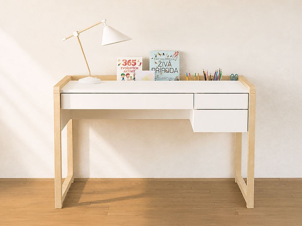 STOLLY Children’s Desk with Three Drawers and Pencil Holders