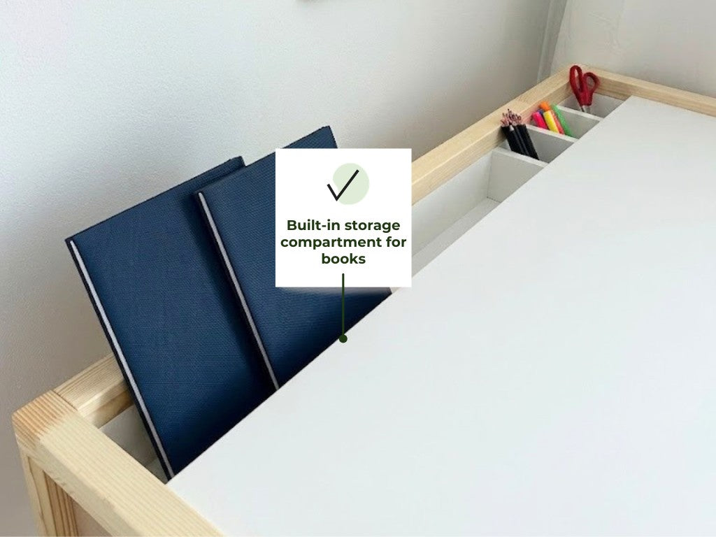 STOLLY Children’s Desk with Three Drawers and Pencil Holders