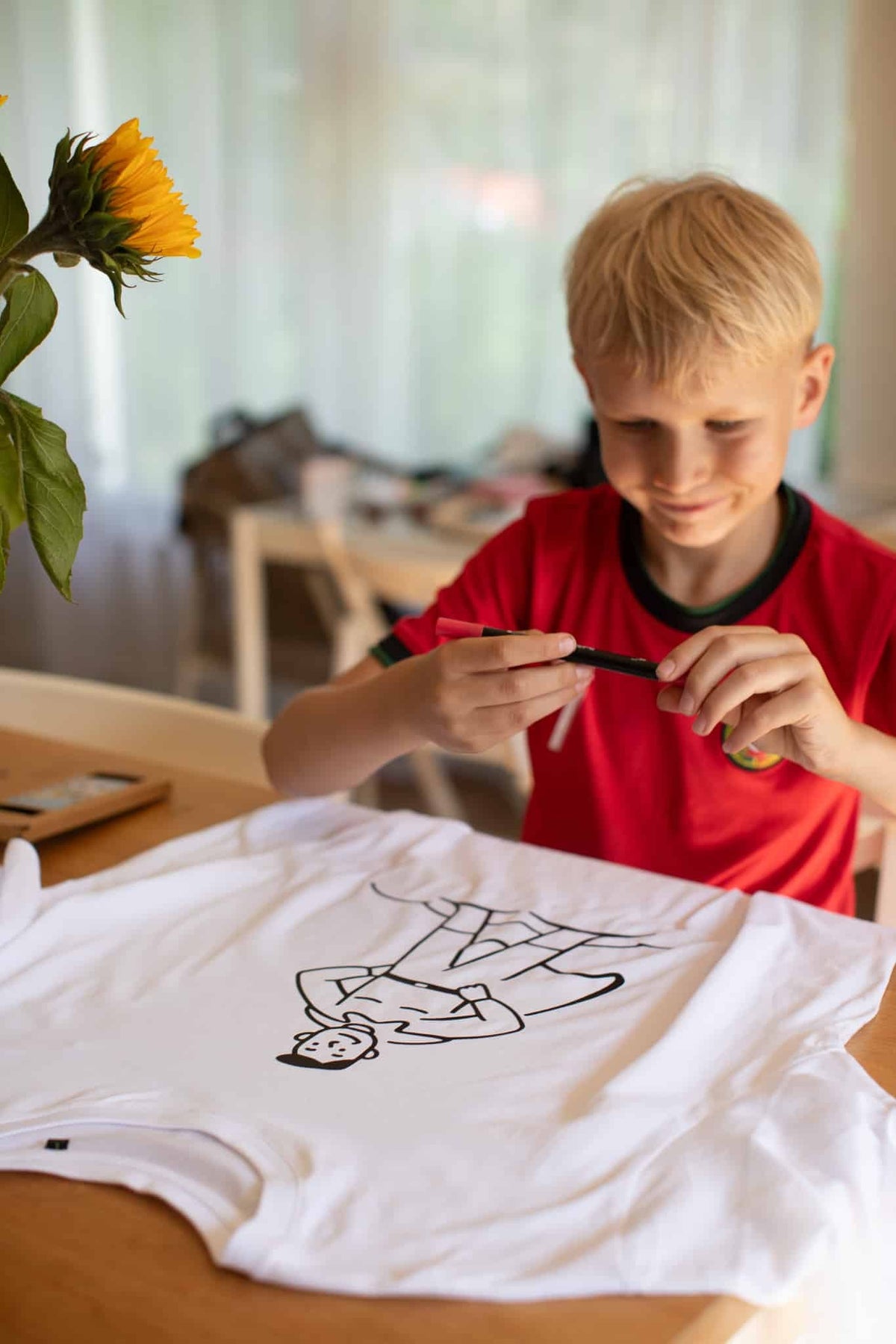 Colour Your Own Superhero T-Shirt Kit