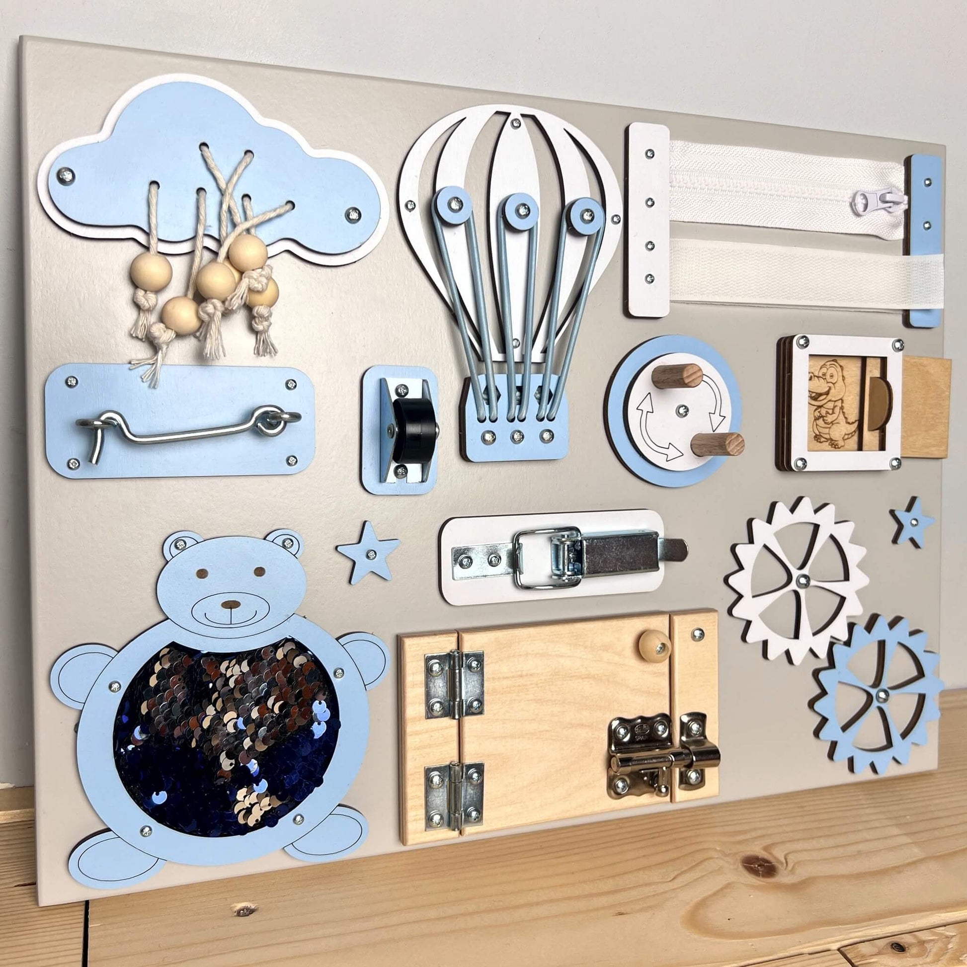 Extra small busy board with doors (30×40 cm)