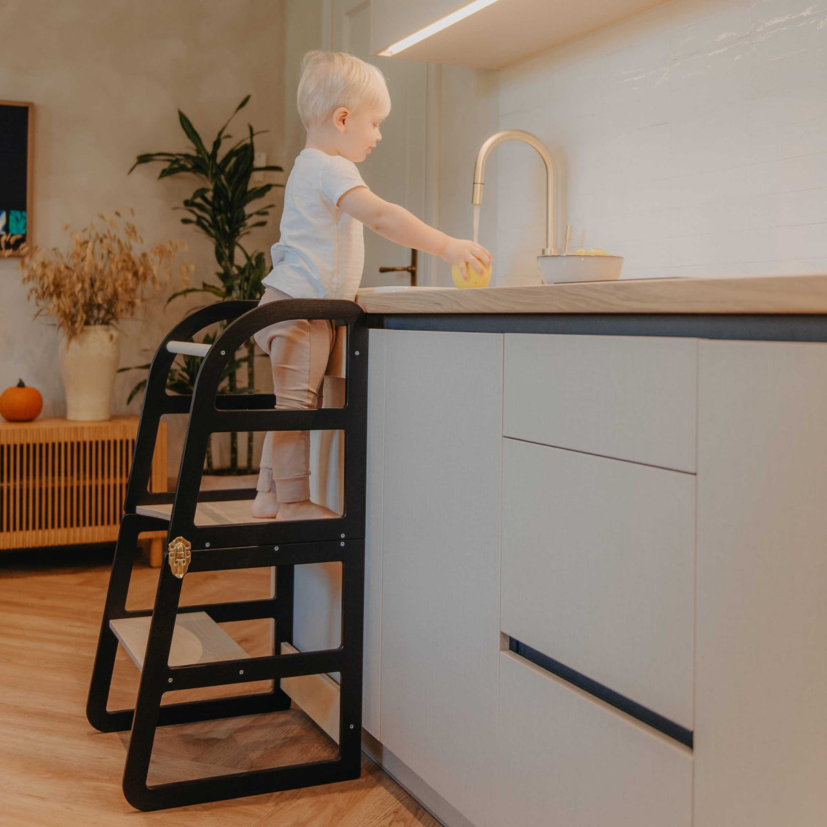 Transformable Kitchen Tower, Convertible 2-in-1
