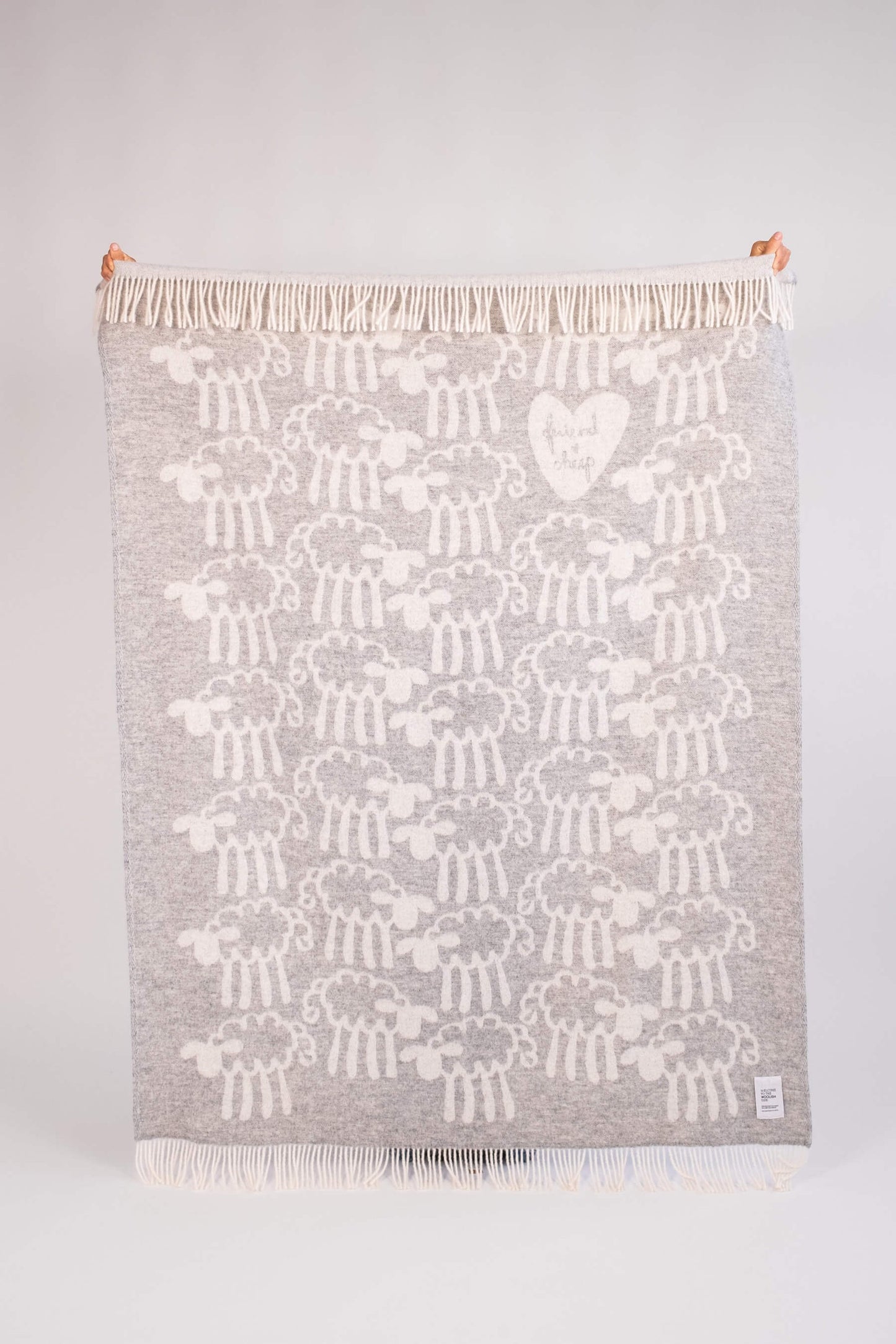 Friendsheep wool throw