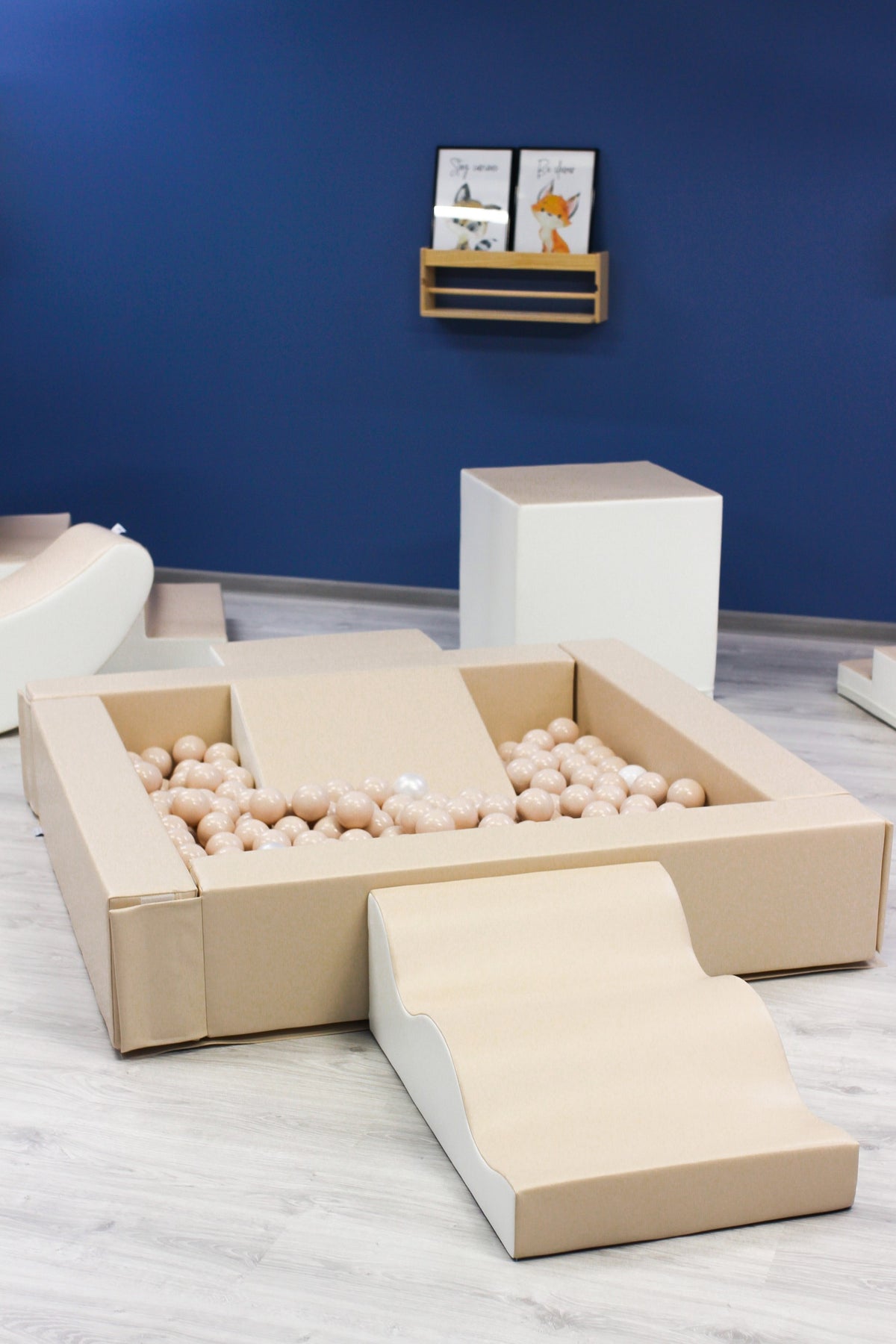 Party Soft Play Set – Beige & White