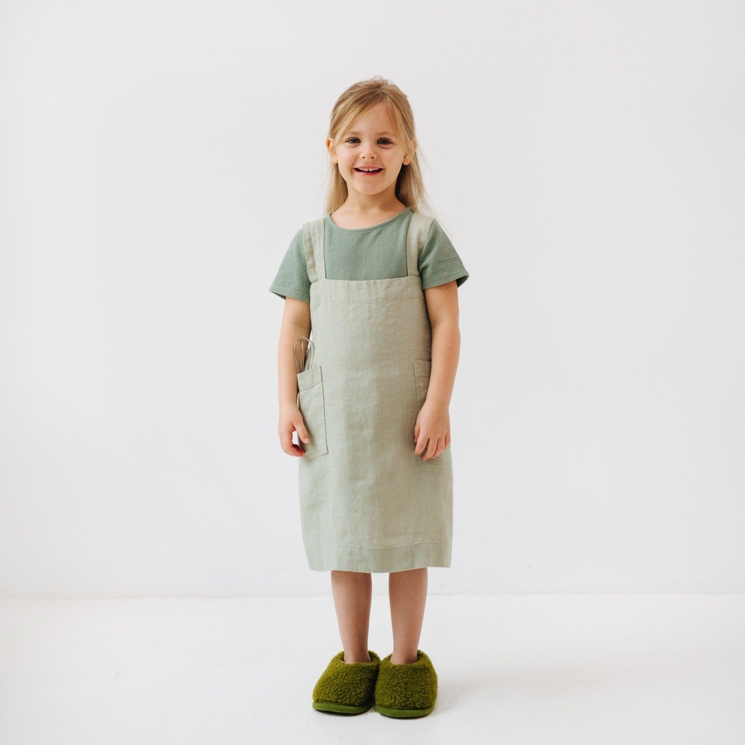 Linen Pinafore Apron for Kids - Sage