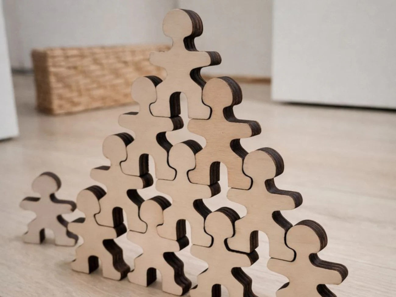 Mini Buddies – Wooden Balancing Toy for Younger Children