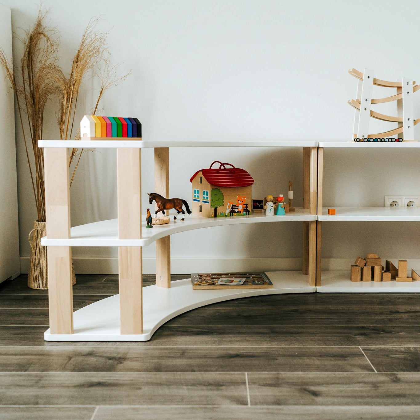 Modular Montessori Shelf Arch - 4 Shelves