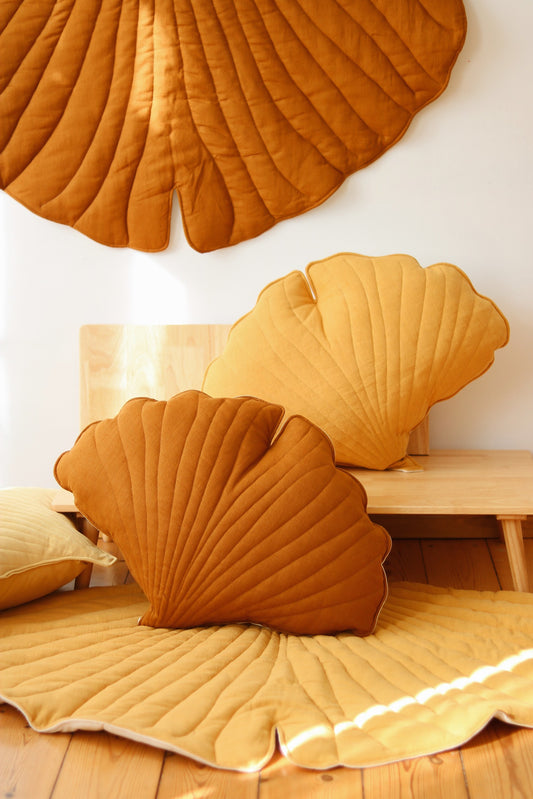 Organic Cotton and Linen Ginkgo Leaf Playmat - Caramel
