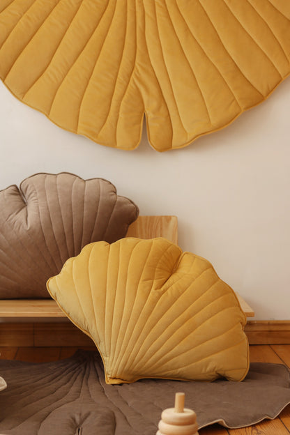 Organic Cotton and Velvet Ginkgo Leaf Playmat - Yellow