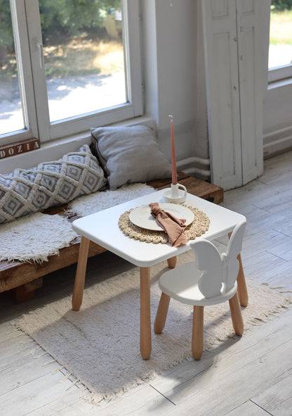 Table and chair set - Butterfly