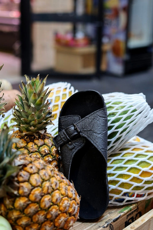 TOKU Rome Vegan Sandals - Black