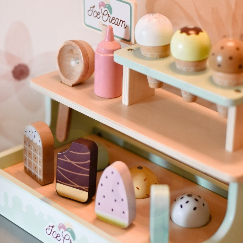 Wooden Ice Cream Shop Set with Ice Cream Stand